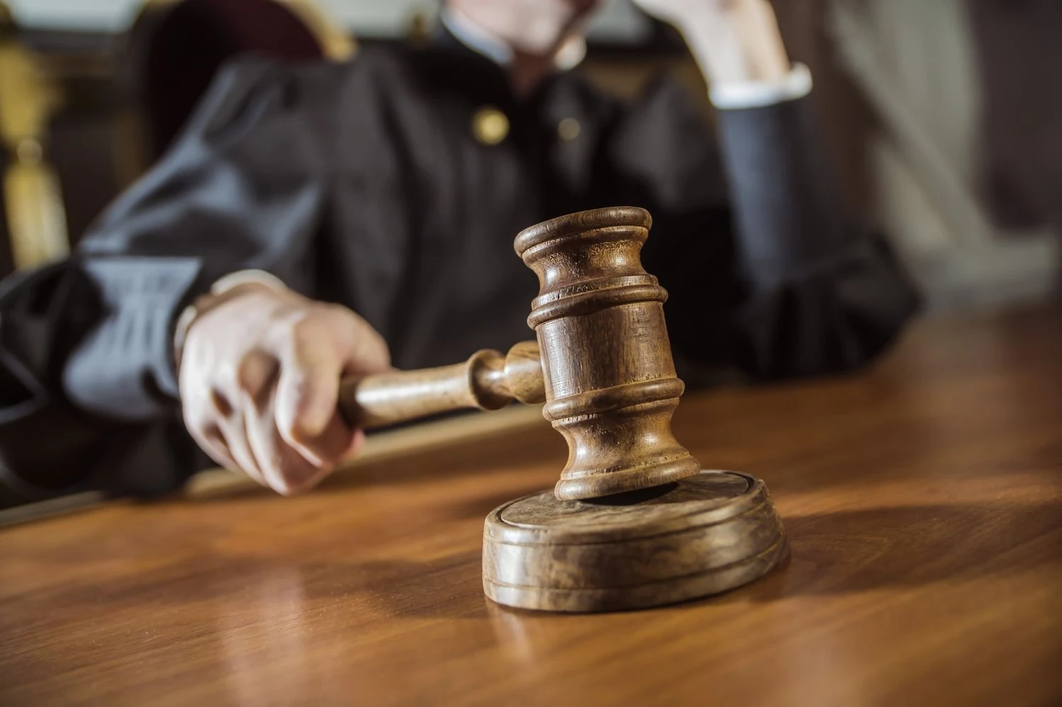 Заволодів майном Львівського автобусного заводу:  справу російського олігарха Чуркіна передали до суду
