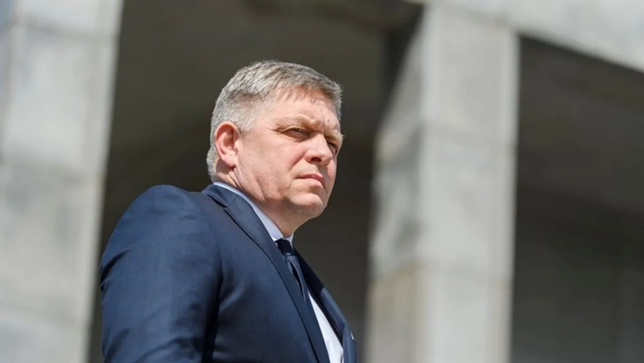 Потрібно встановити, хто керував безпілотниками: Фіцо про російські дрони у Польщі