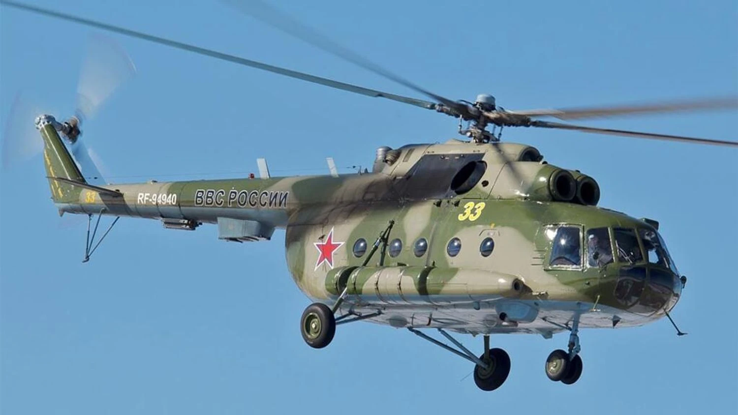 У Криму дрони ГУР уразили два вертольоти Мі-8 і атакували судно рф