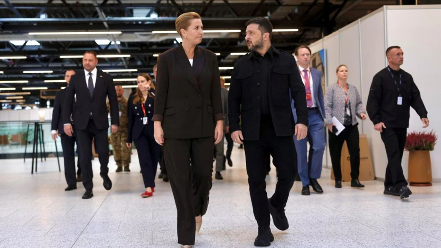 Зеленський прибув до Копенгагена: уже обговорив з прем