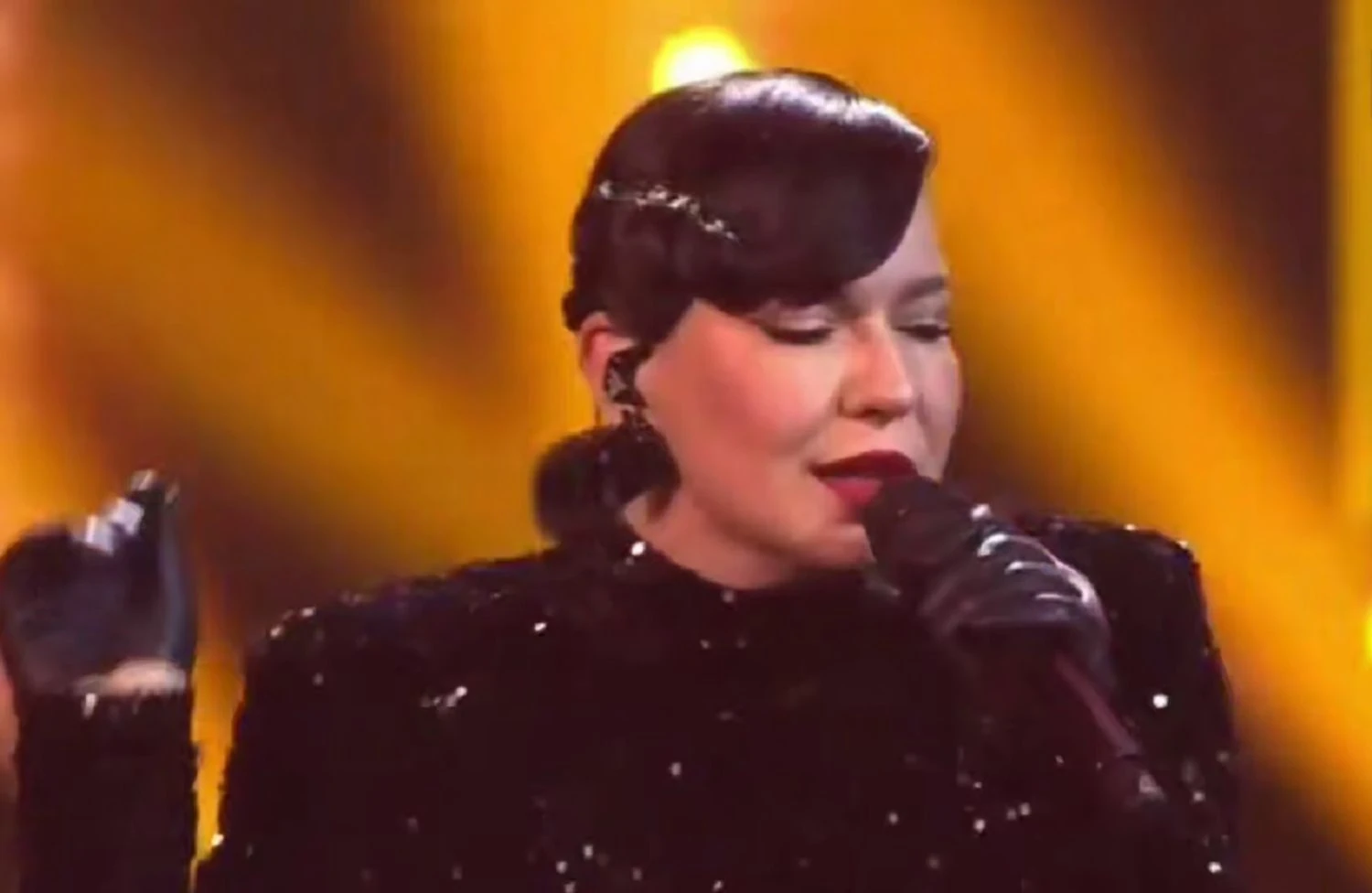 Йолка прибрала зі свого хіта згадку про Україну: як тепер звучить “Прованс”