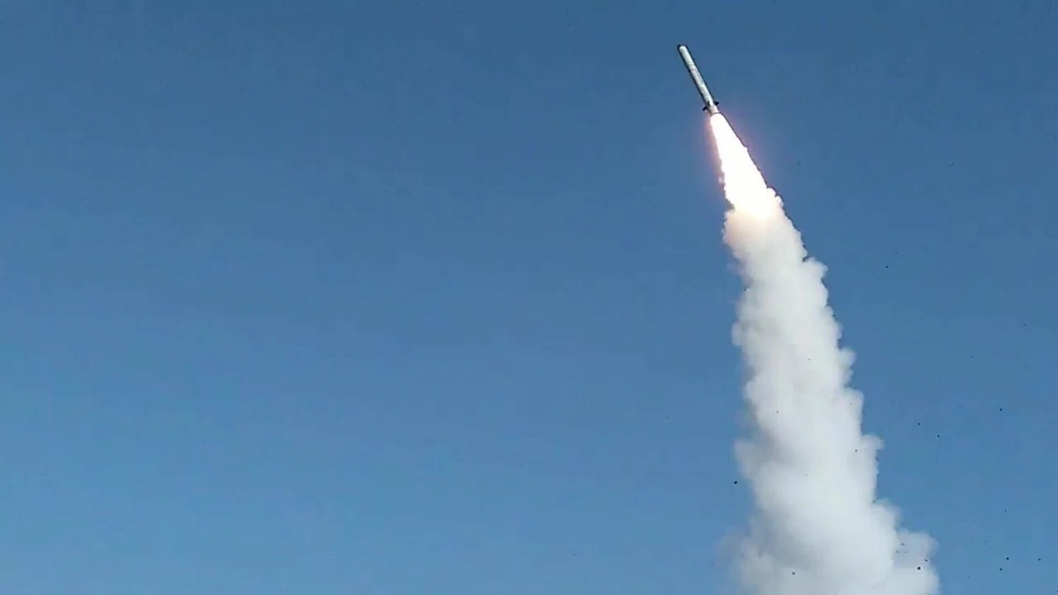 рф атакувала Україну 7 ракетами та 130 безпілотниками: знешкоджено 92 дрони