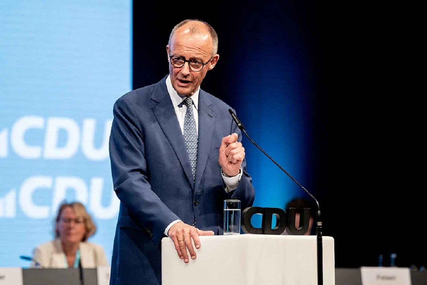 "Він не зупиниться" - Мерц порівняв путіна з Гітлером