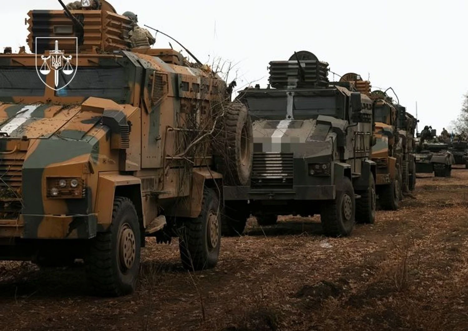 Привласнили 15 млн грн  при продажі запчастин до бронетехніки: двом посадовцям приватної компанії повідомлено про підозру