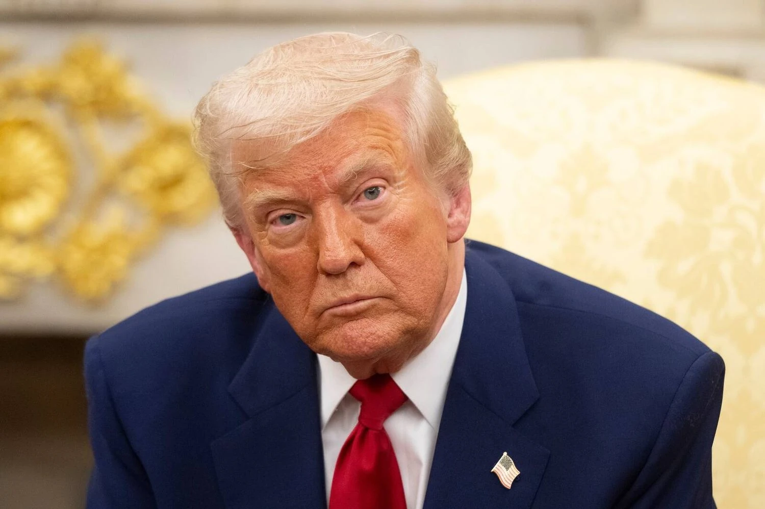 Трамп назвав Зеленського “чудовим продавцем”, який домігся від “божевільного” Байдена 350 млрд доларів