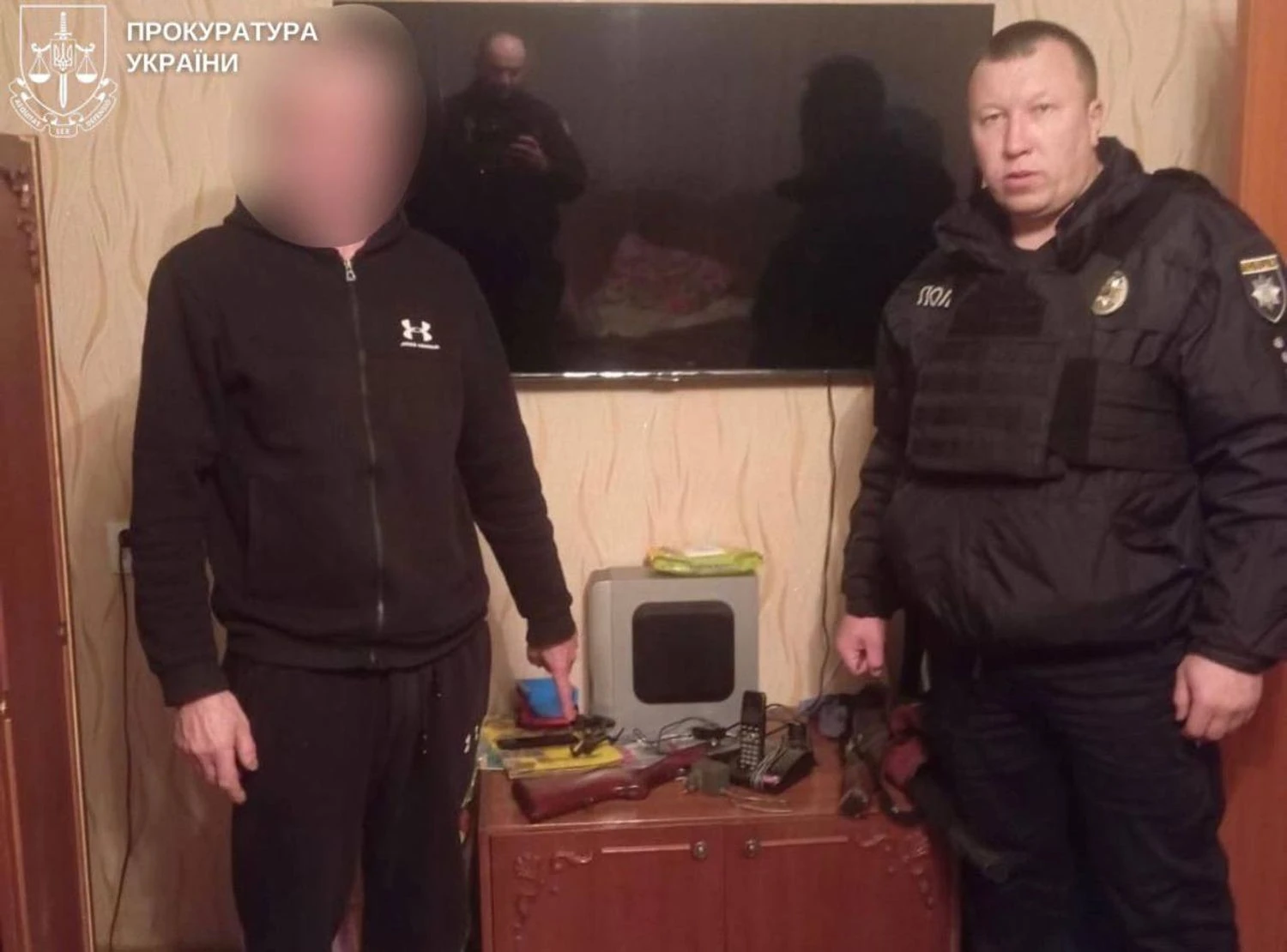 У сумах чоловік вистрелив із вікна багатоповерхівки і поранив чотирьох дітей