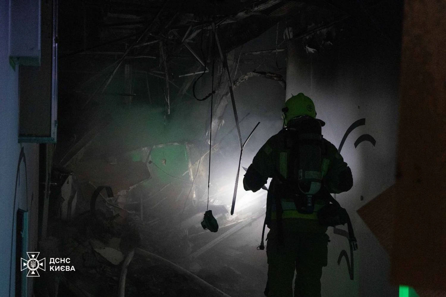 Зеленський відреагував на нічну атаку рф: анонсував на тижні роботу з партнерами з Європи та Америки для необхідної Україні допомоги