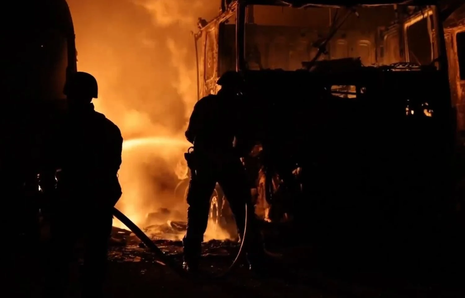 На Харківщині троє маленьких дітей та чоловік загинули під завалами після російського удару