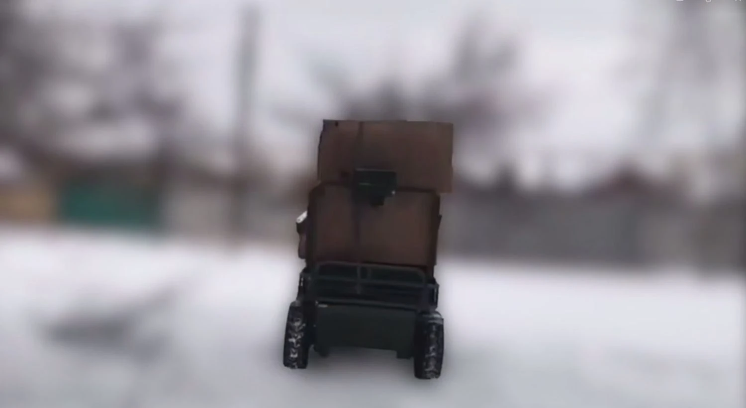 На Донеччині прикордонники за допомогою наземного робота евакуювали пораненого військового