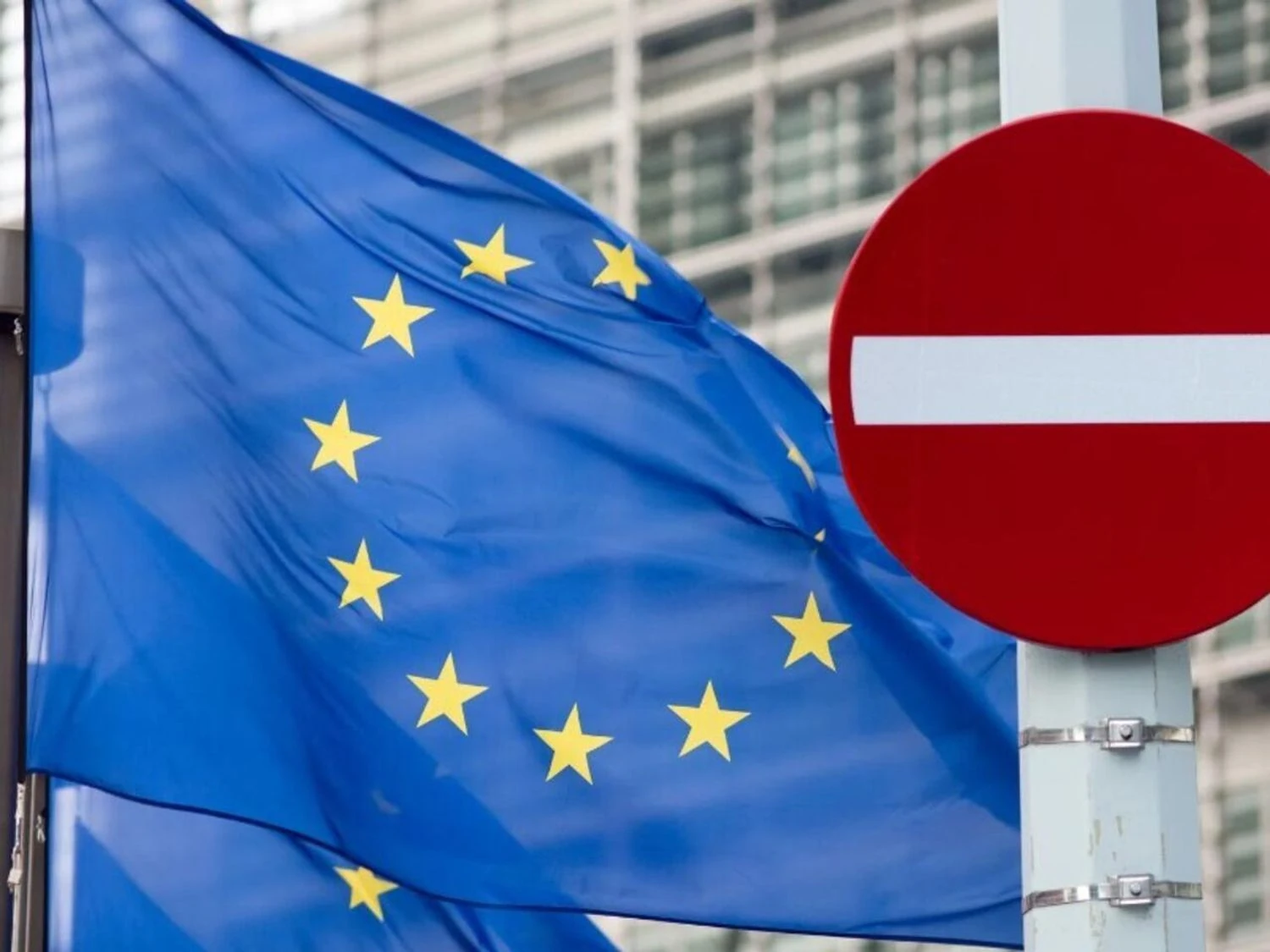 Лідери восьми країн-членів закликали керівництво ЄС заборонити в’їзд до Шенгену колишнім воякам рф