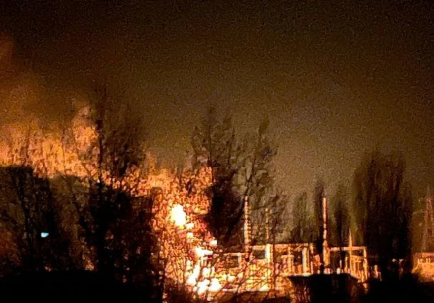 Атака дронів на підстанцію спричинила повний блекаут в окупованому Мелітополі