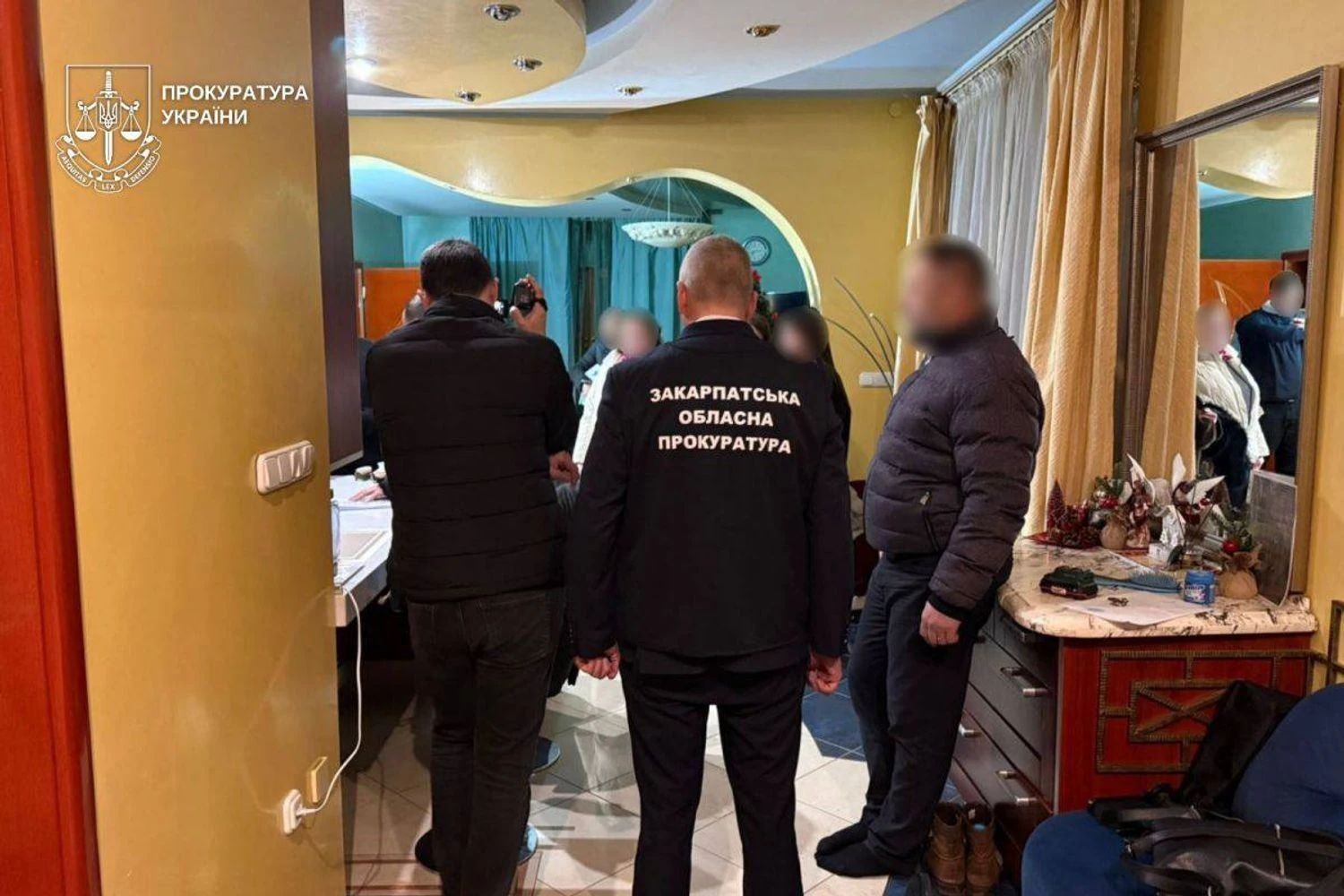 Приховав нерухомість, готівку та борги на майже 14 мільйонів гривень – справу ужгородського депутата передали до суду