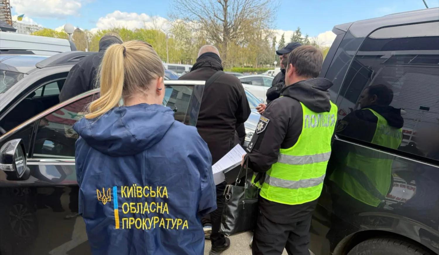Вимагали до 5 000 доларів - поліція затримала військових РТЦК Білої Церкви, їм повідомили про підозру