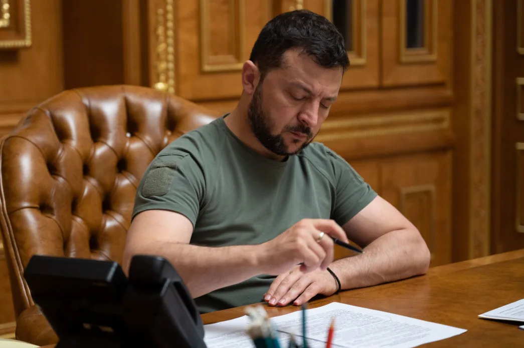 Зеленський ввів санкції проти Андрія Богдана та російських функціонерів