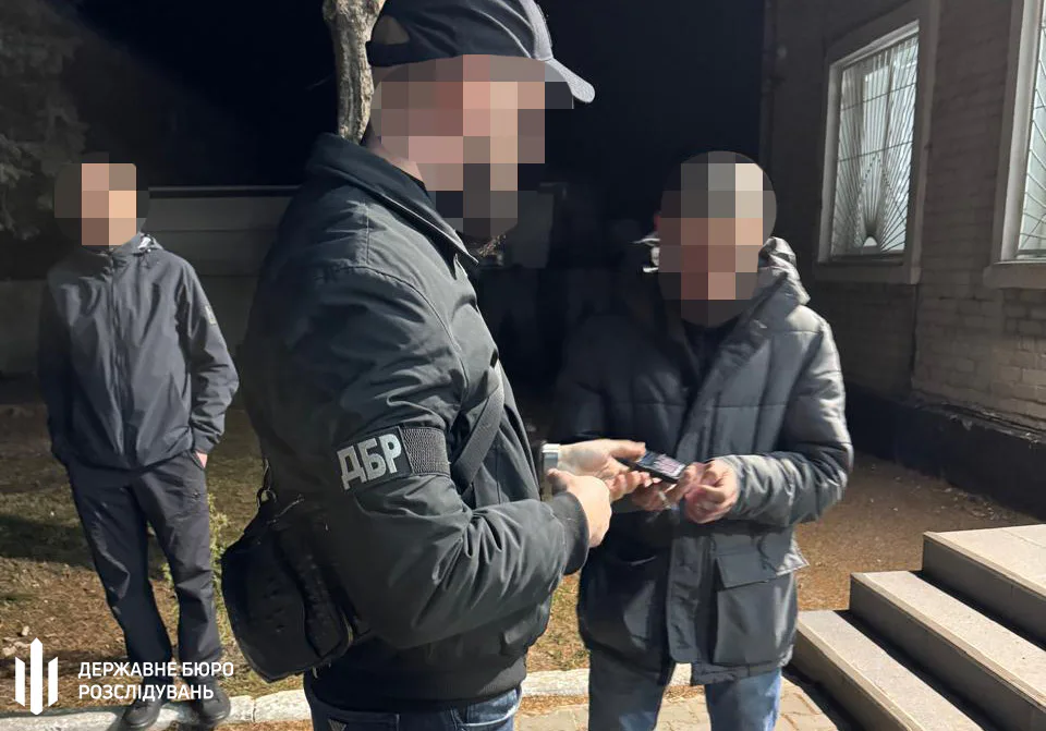 Зламали руку і застосували електрошокер – на Волині посадовця ТЦК судитимуть за побиття 60-річного чоловіка